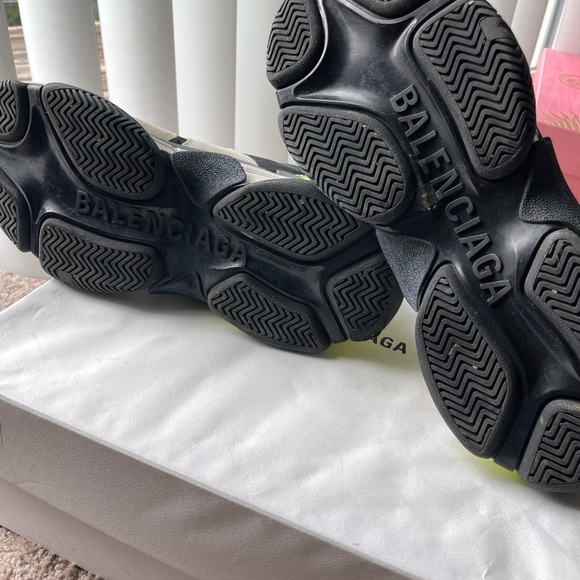 Balenciaga - Triple S Nylon, Suede and Leather Sneakers - Men - Light gray sz11 - Picture 10 of 12